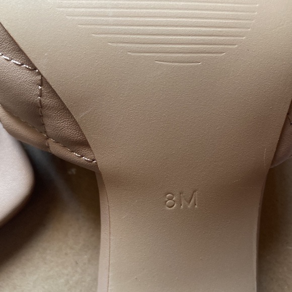 Steve Madden Signify Natural Heels - Picture 4 of 4